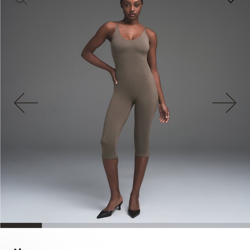 Skims smooth layers capri catsuit